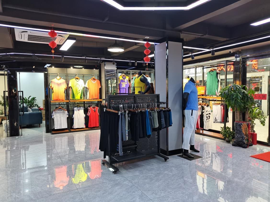 Custom OEM sportswear production for sports brands and distributors - JuHong SPORTS manufacturer